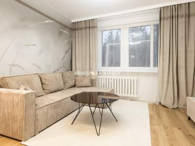         Apartamentos para Alquilar, Kraków, Os. Na Lotnisku | 43 mkw