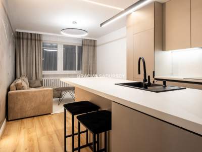         Apartamentos para Alquilar, Kraków, Os. Na Lotnisku | 43 mkw