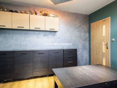         Квартиры для Продажа, Kraków, Fiołkowa | 49 mkw