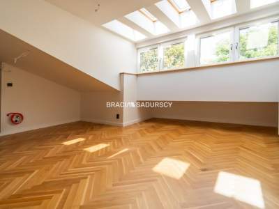         Flats for Sale, Kraków, Wenecja | 35 mkw