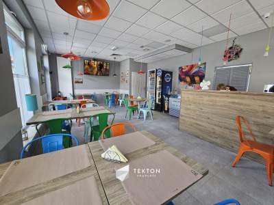         Local Comercial para Alquilar, Powiat Poznański, Morelowa | 285 mkw